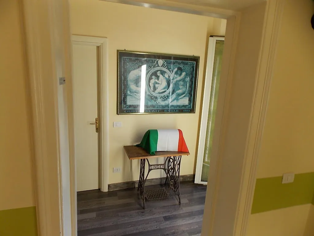 Domus Citta Giardino Bed & Breakfast Rome